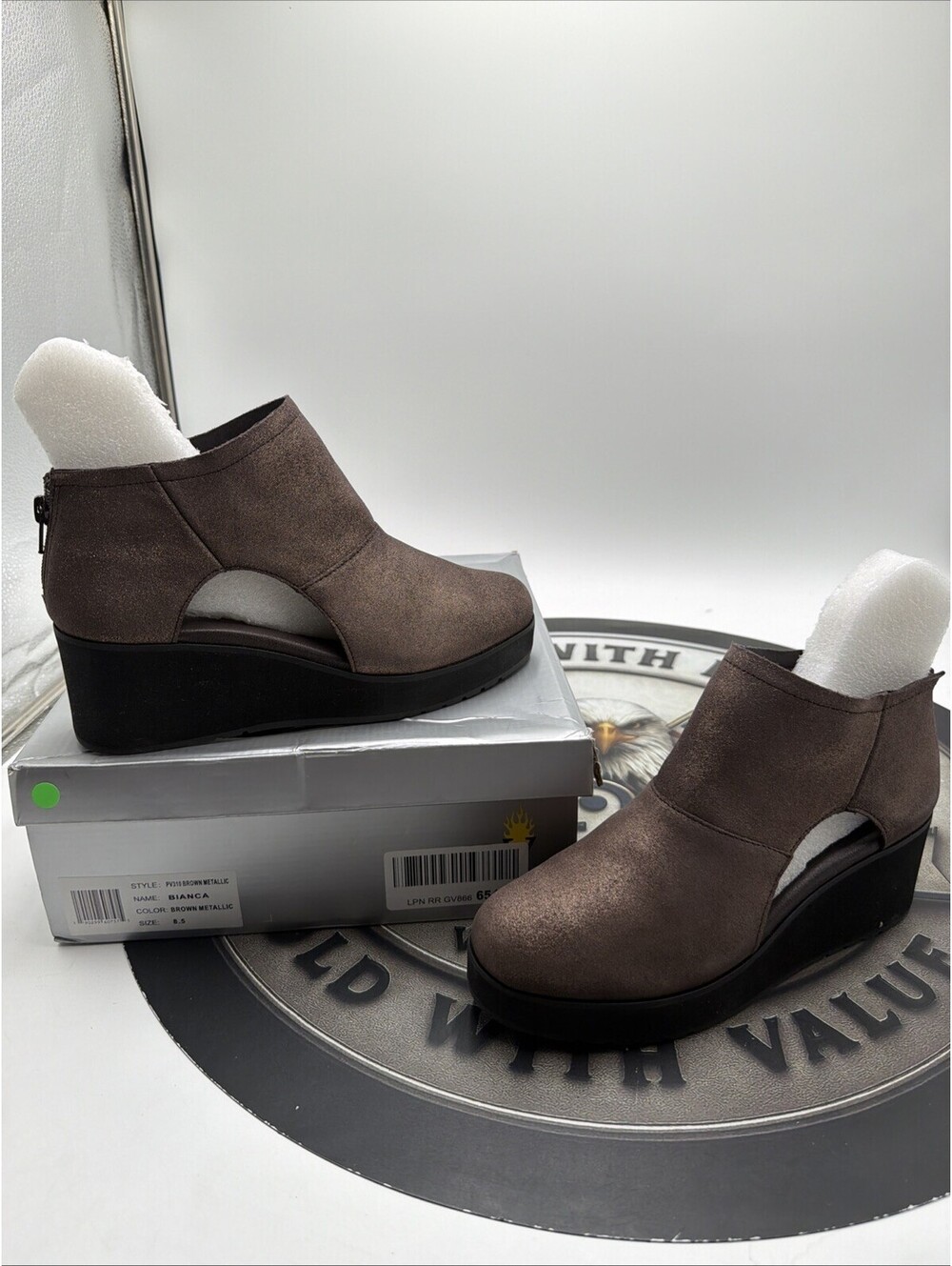 VOLATILE Women's Bianca-Brown Metallic Size 8.5 PV310